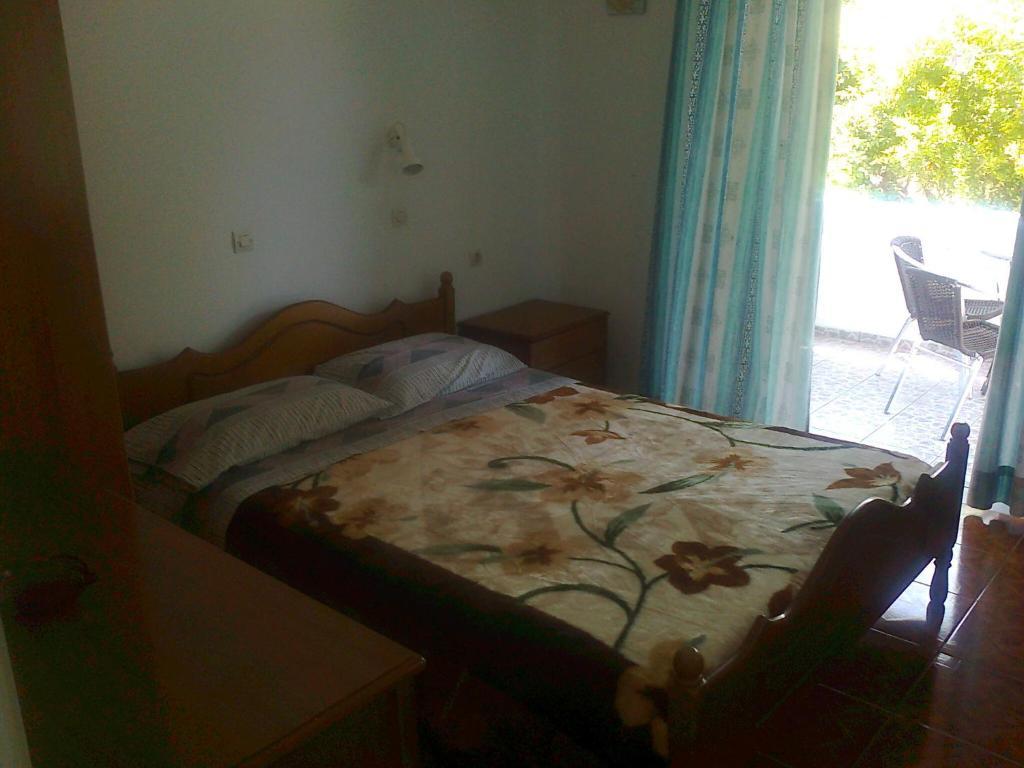 Dionysia Apartments Кефалос Стая снимка