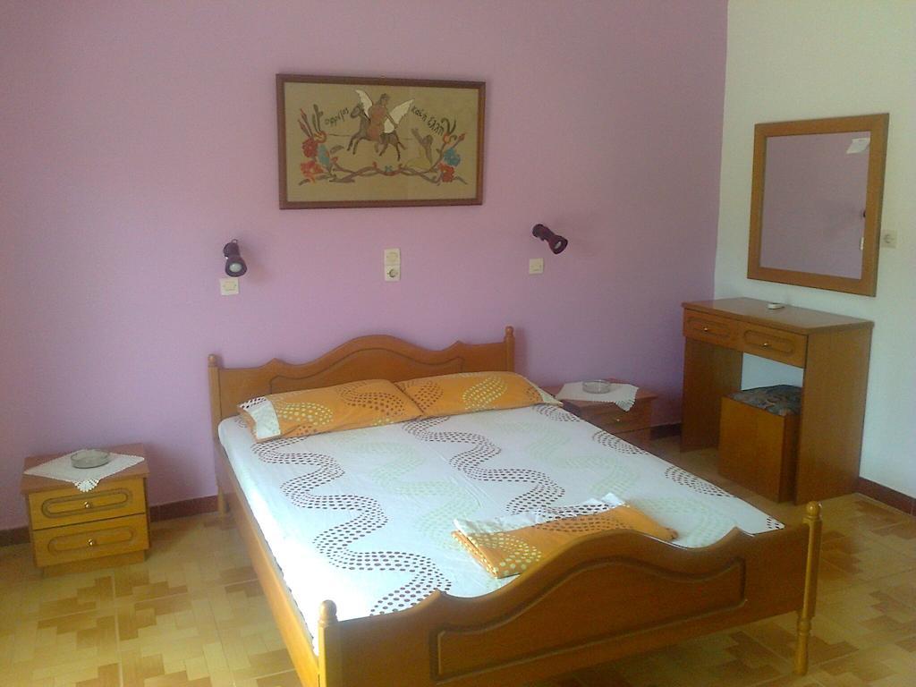 Dionysia Apartments Кефалос Екстериор снимка